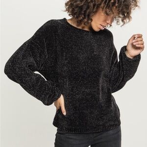 Lord & Taylor black chenille oversized sweater